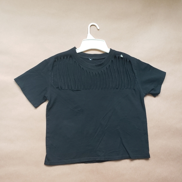 Black Longer Crop Top With Peekaboo Chest Detail - Picture 3 of 4